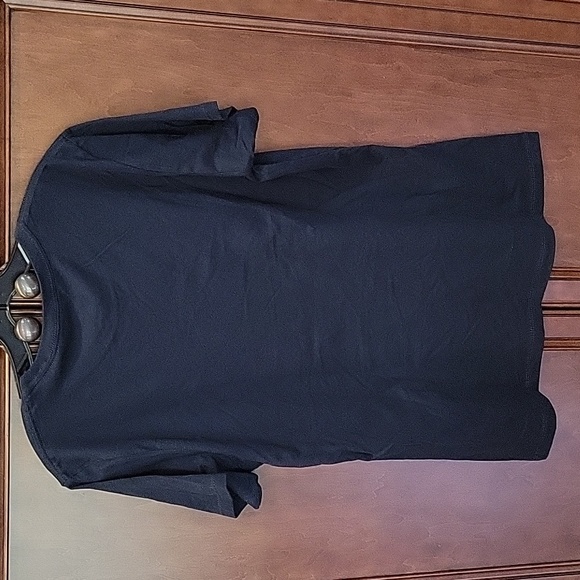 Holly Jawlly Christmas Shark T-shirt XXL Runs Small More Like XL Large - Read - Picture 3 of 4